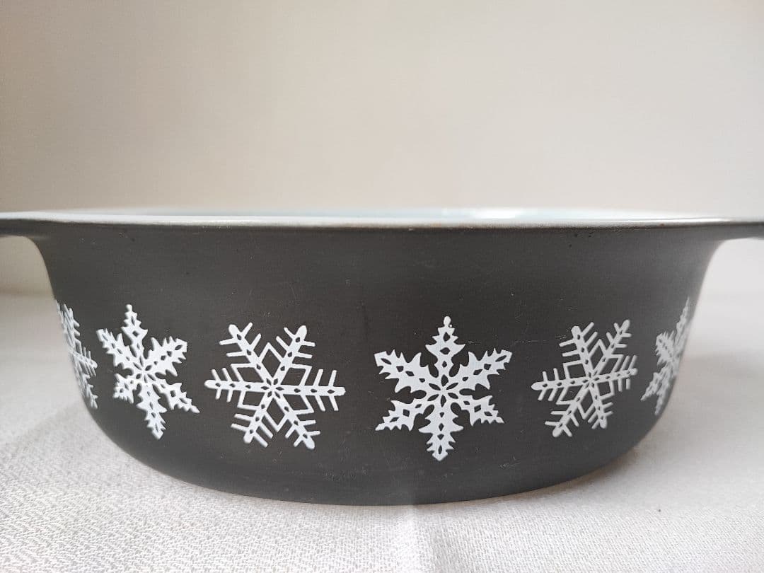 オールドパイレックス　オーバルキャセロール / スノーフレーク ブラック