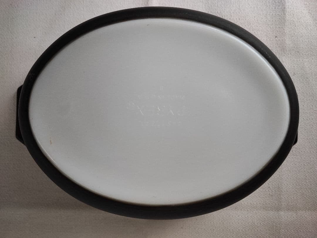 オールドパイレックス　オーバルキャセロール / スノーフレーク ブラック