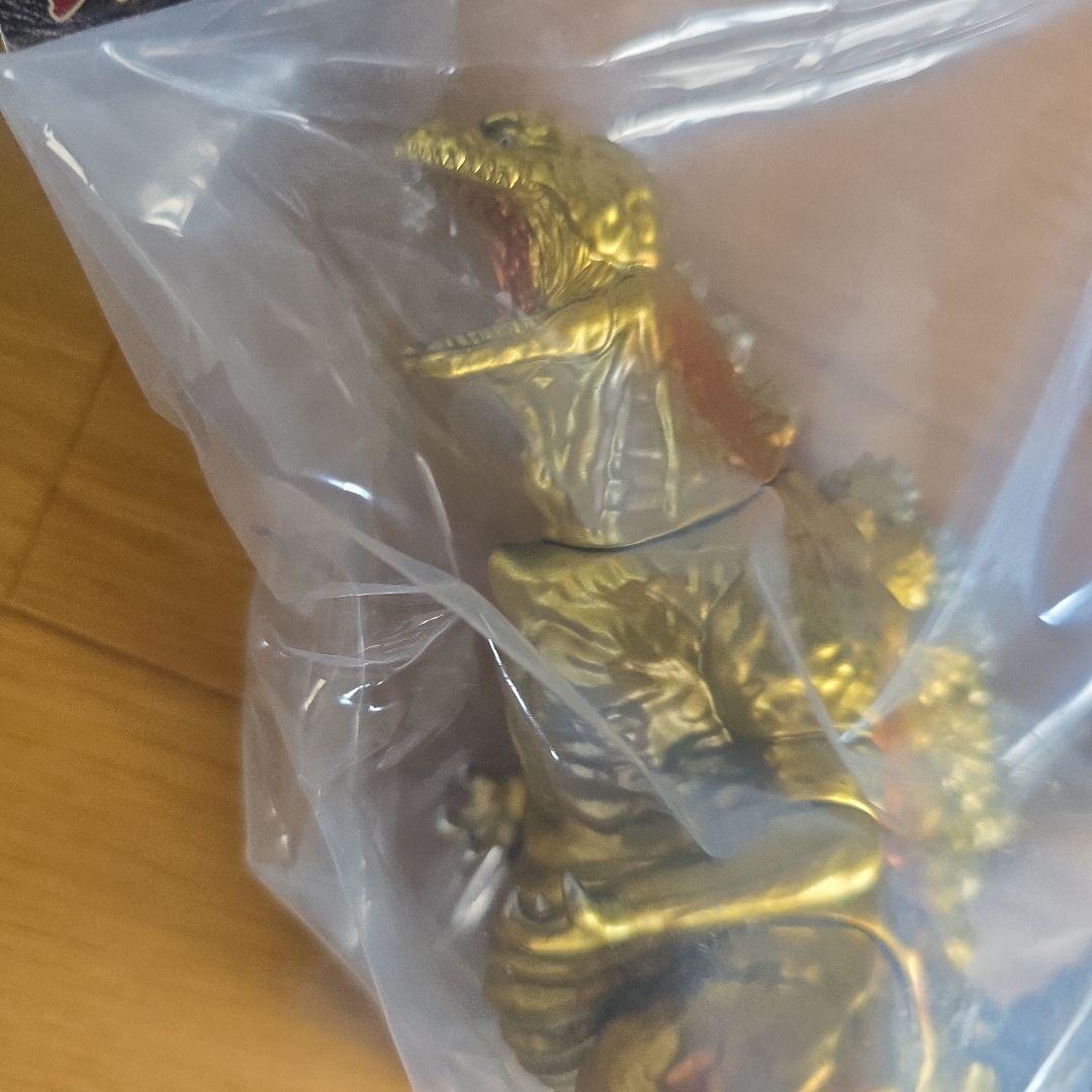 CCPミドルサイズシリーズ ゴジラEX ゴジラ2016シャチホコゴールドVer.