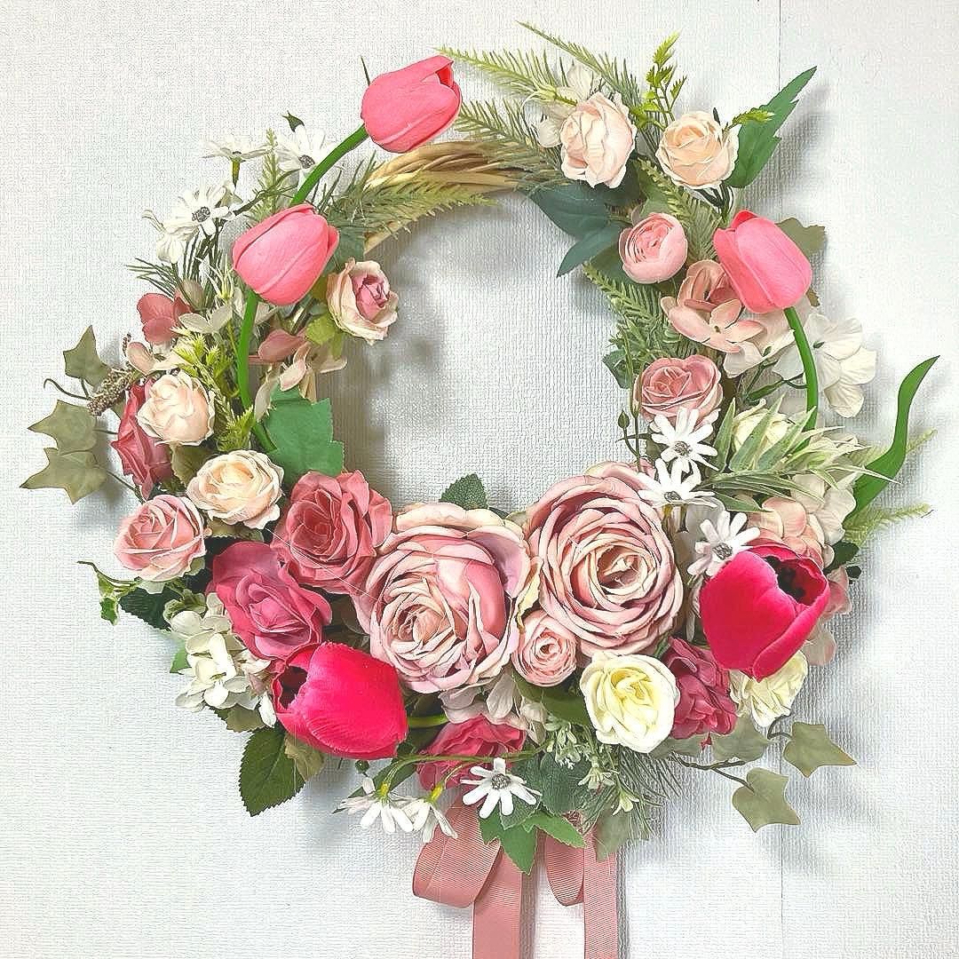 『アンジュ デ シュクル 』チューリップのリース