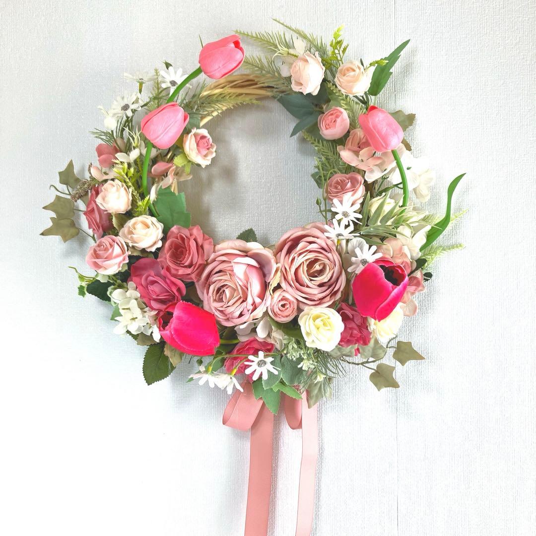 『アンジュ デ シュクル 』チューリップのリース