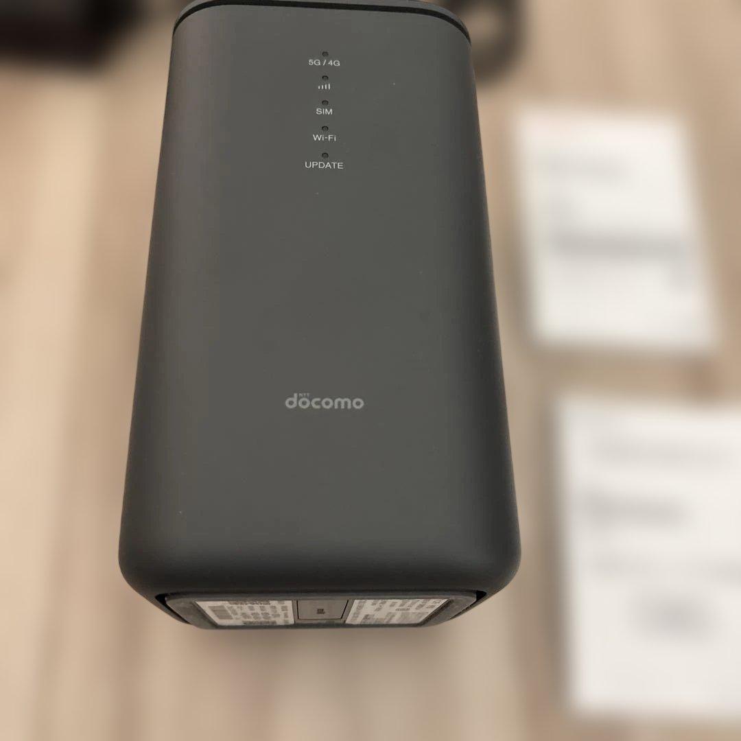 NTTドコモ 5G HR02 ホームルーターdocmo 2ヶ月使用美品