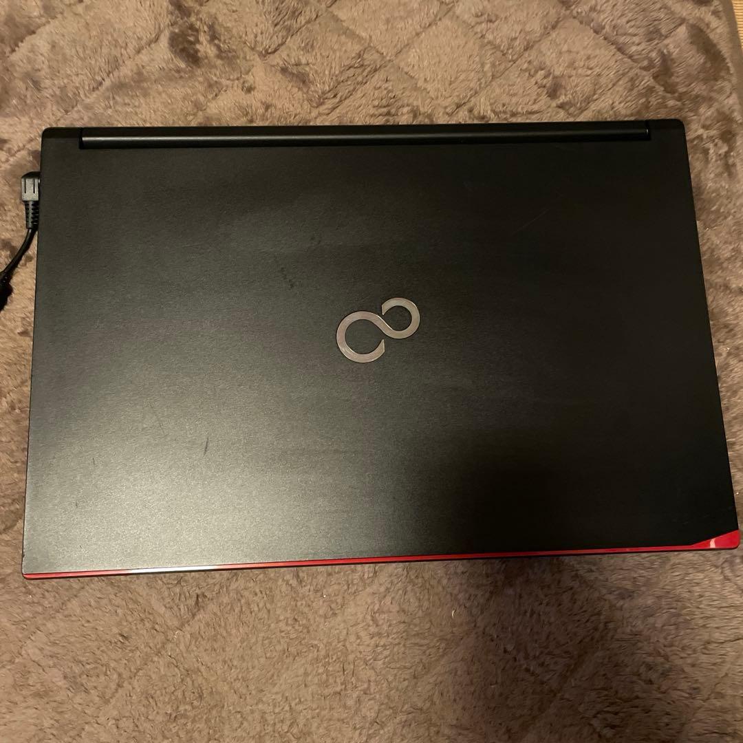 富士通A577/R i5/8GB/SSD128GB Office付