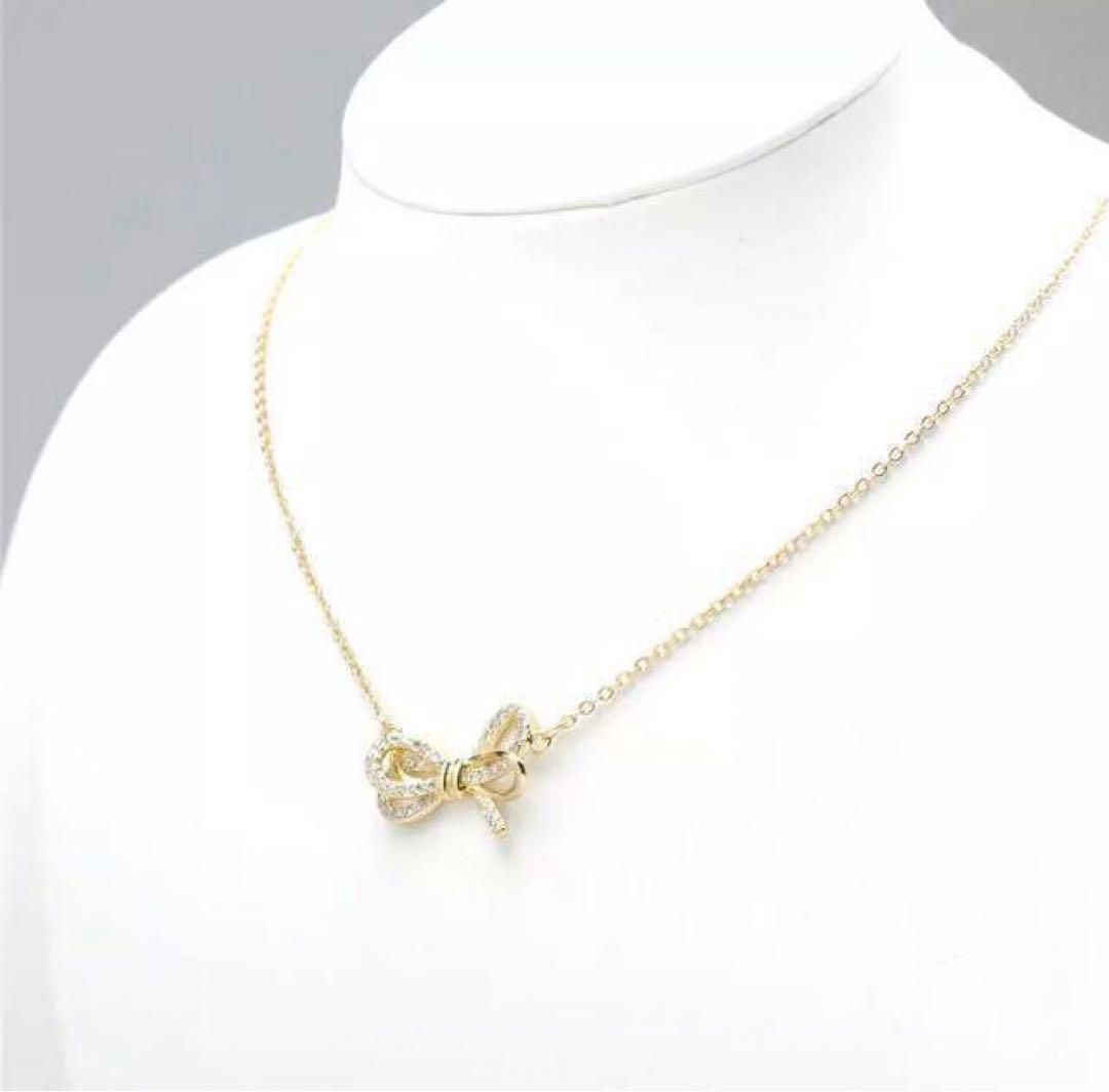 【ギフト推奨】スワロフスキー 18Kg❤️医療用金属製チェーン　刻印