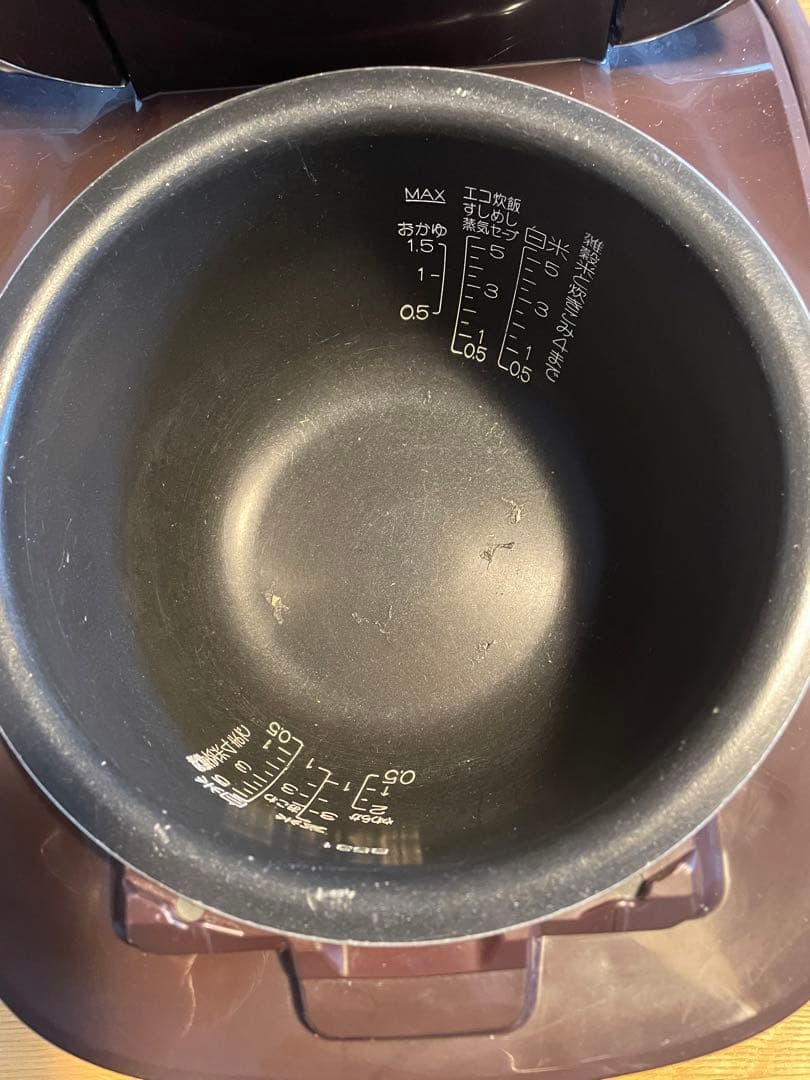 象印ZOJIRUSHI 炊飯器　圧力IH 極め炊き NW-JA10型