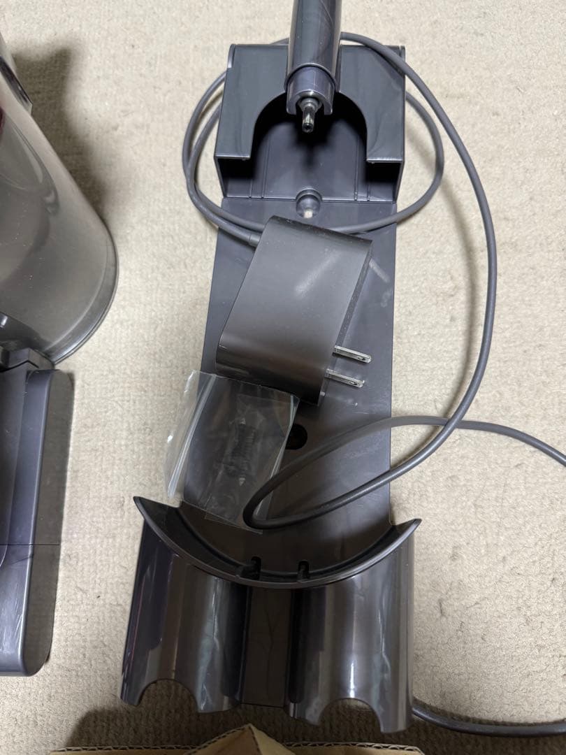 Dyson ダイソンv8slim fluffy+