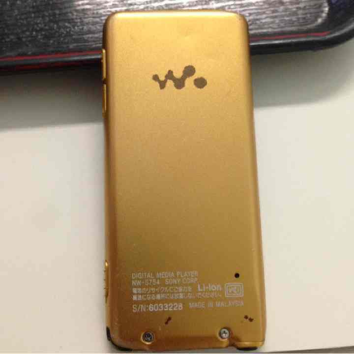 ウォークマン8G