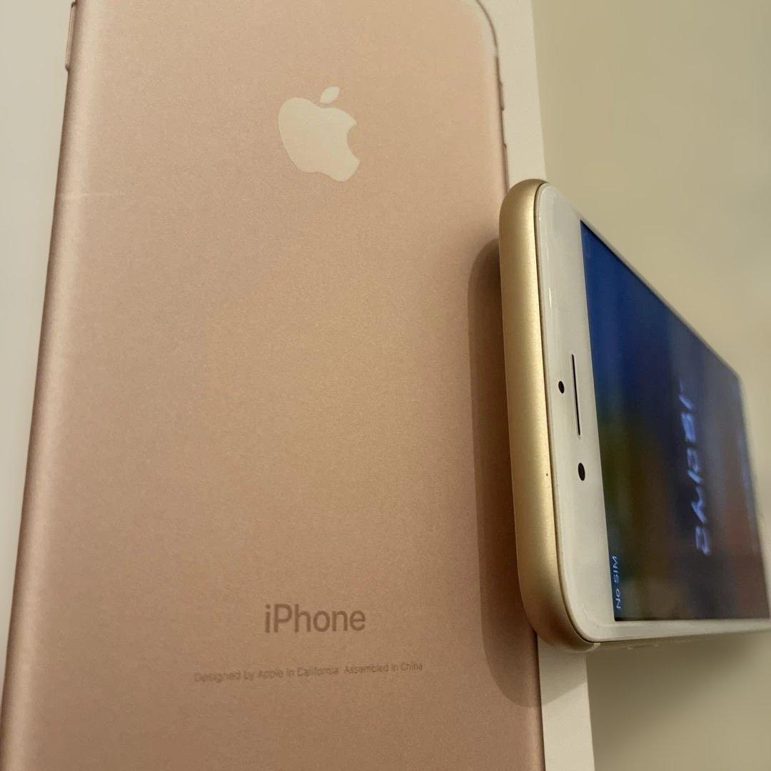 Apple iPhone 7 ゴールド 本体　美品