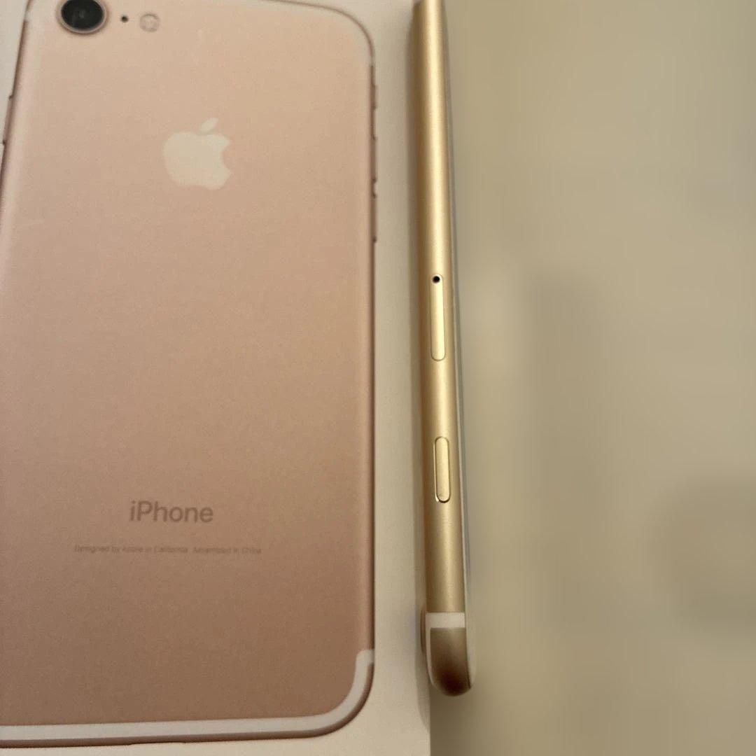 Apple iPhone 7 ゴールド 本体　美品