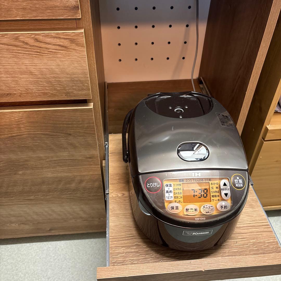 【送料込】LOWYA木目調食器棚【2026/3/15〜3/29発送予定】