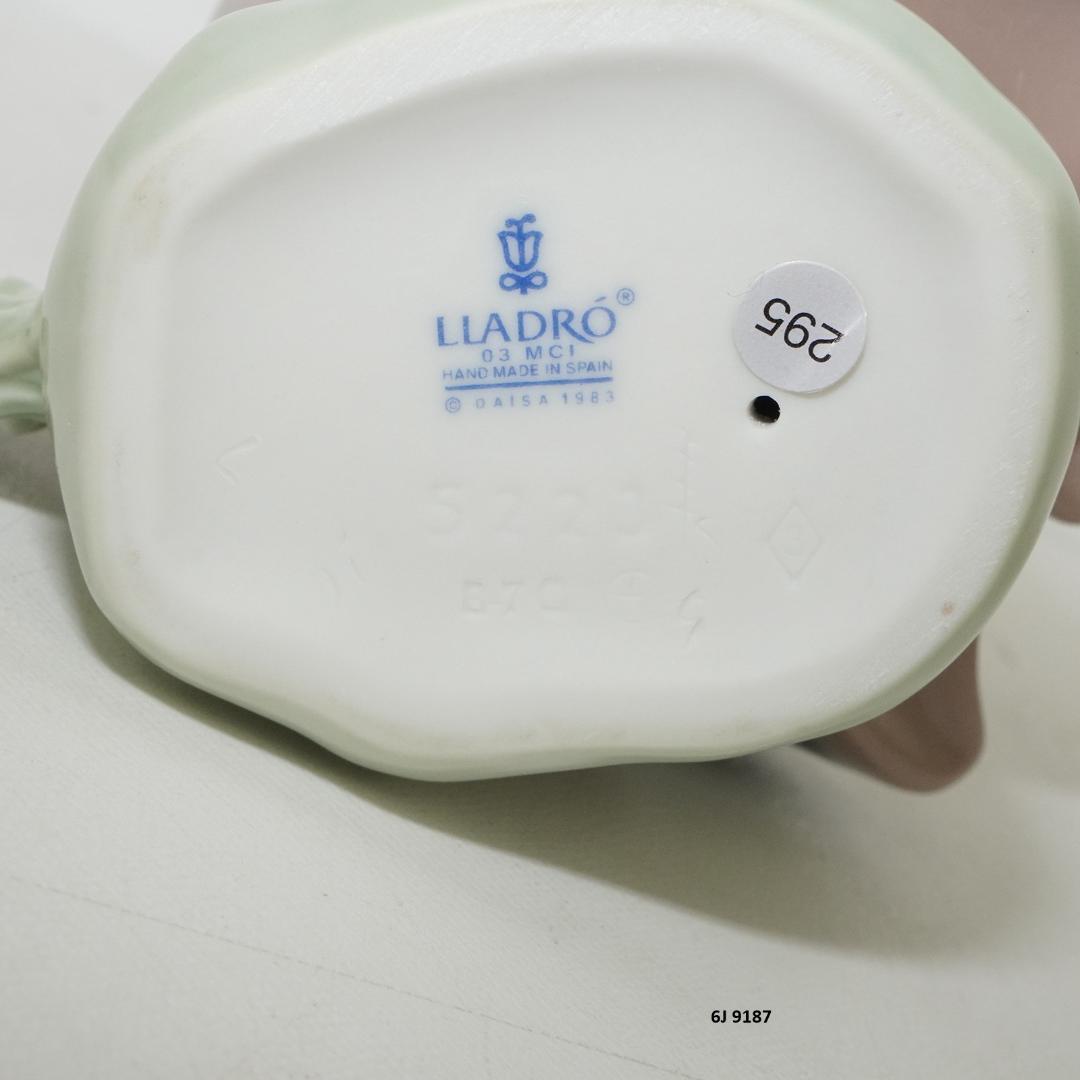 LLADRO リヤドロ No.05223 春がきた フィギュリン 置物