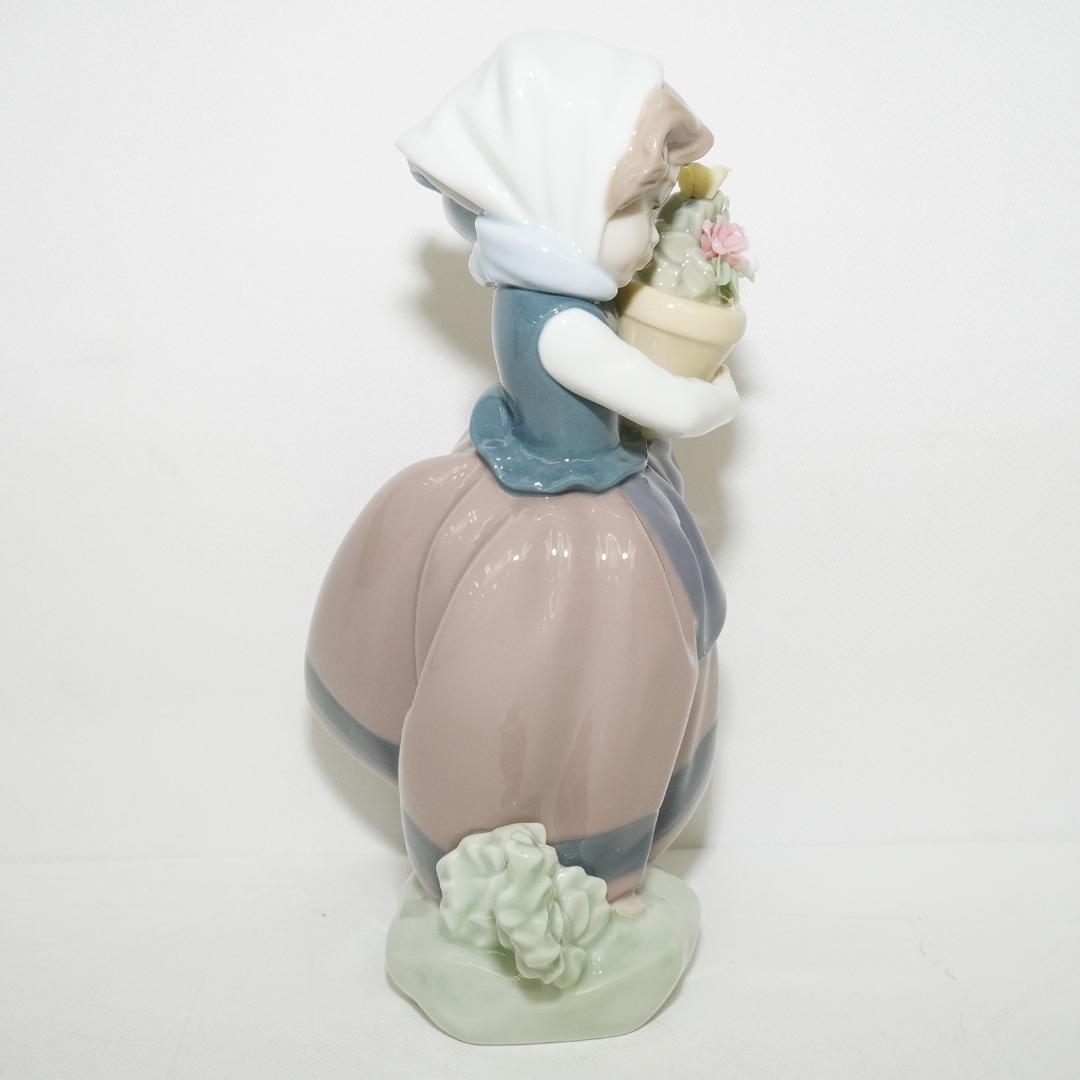 LLADRO リヤドロ No.05223 春がきた フィギュリン 置物