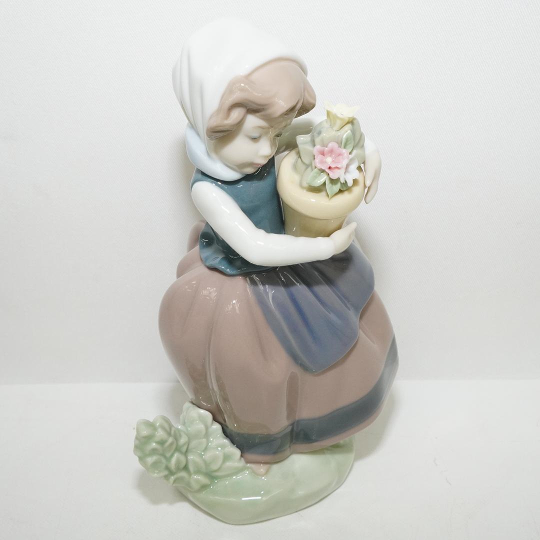 LLADRO リヤドロ No.05223 春がきた フィギュリン 置物