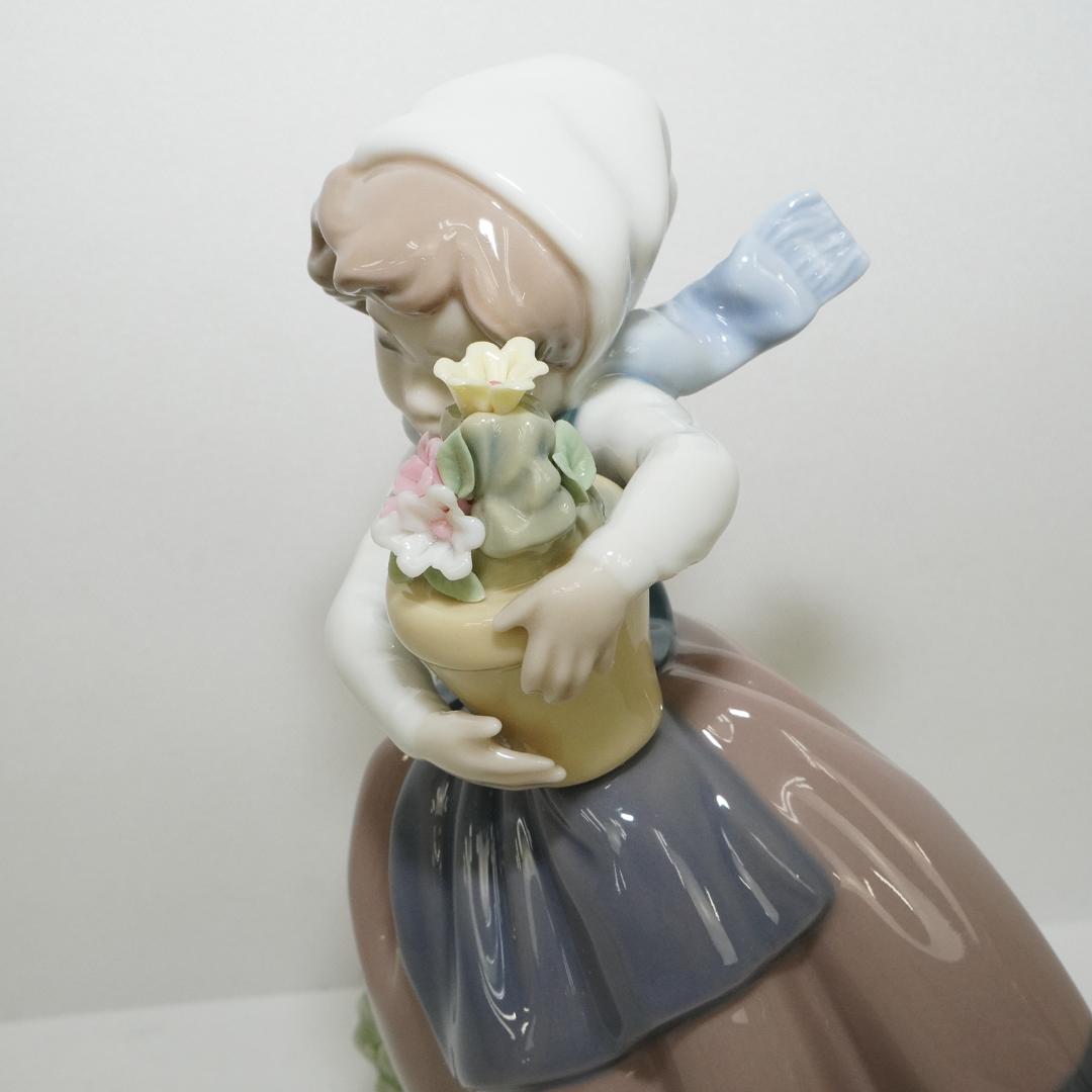 LLADRO リヤドロ No.05223 春がきた フィギュリン 置物