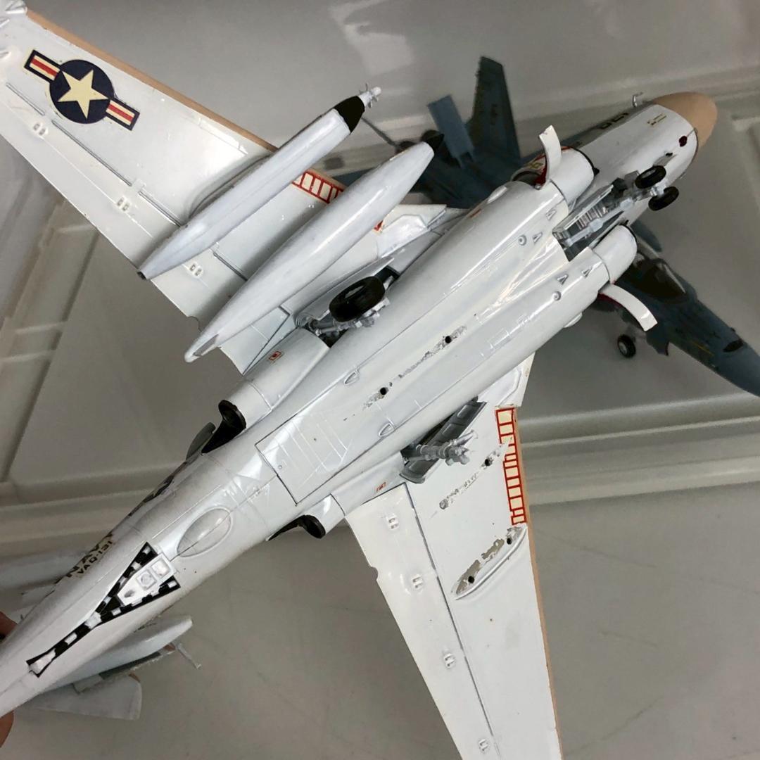 戦闘機 模型 1/72 EA-6B プラウラー F/A-18E スーパー