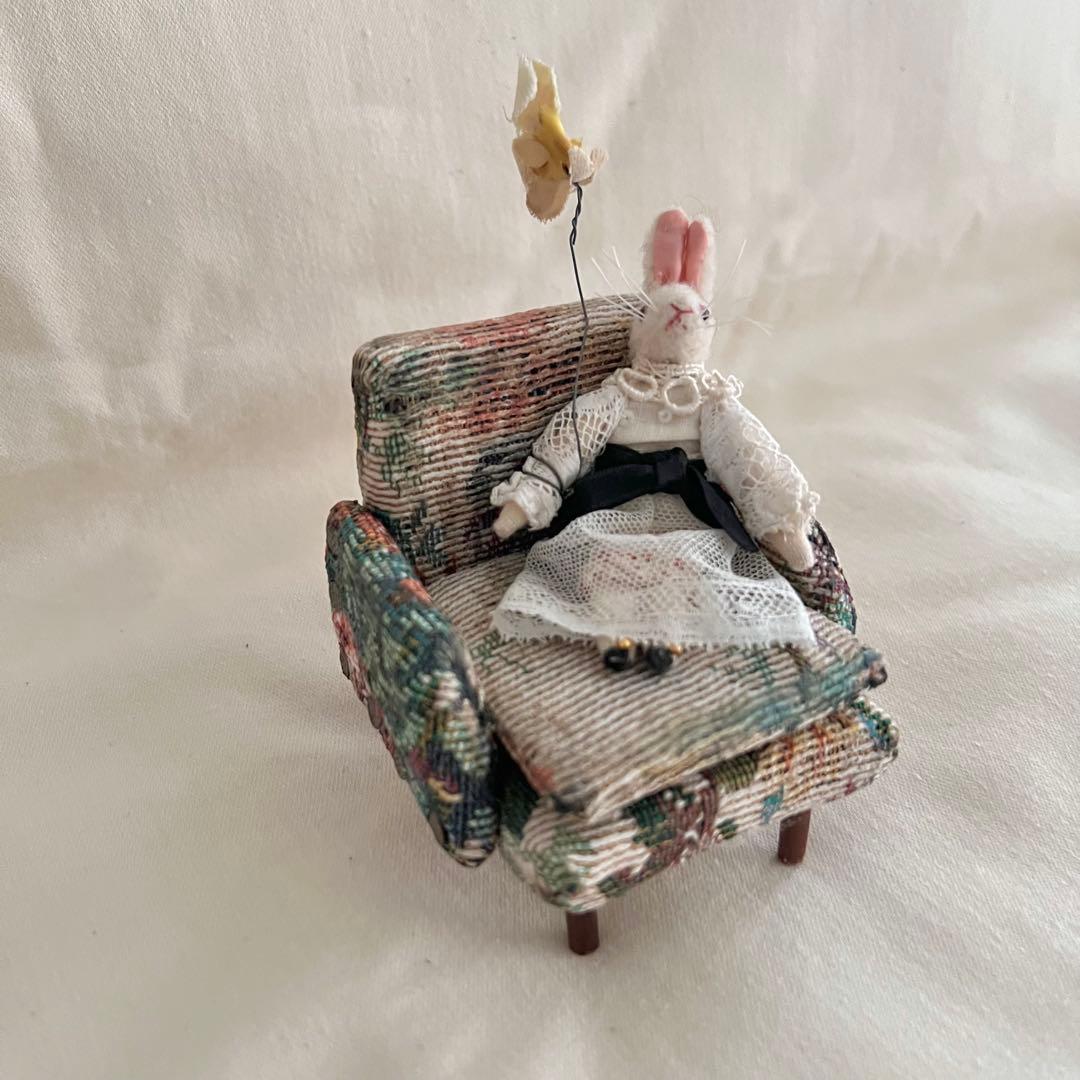 野ばら社rosily 小さなうさぎと1人掛けソファのセット　作家様