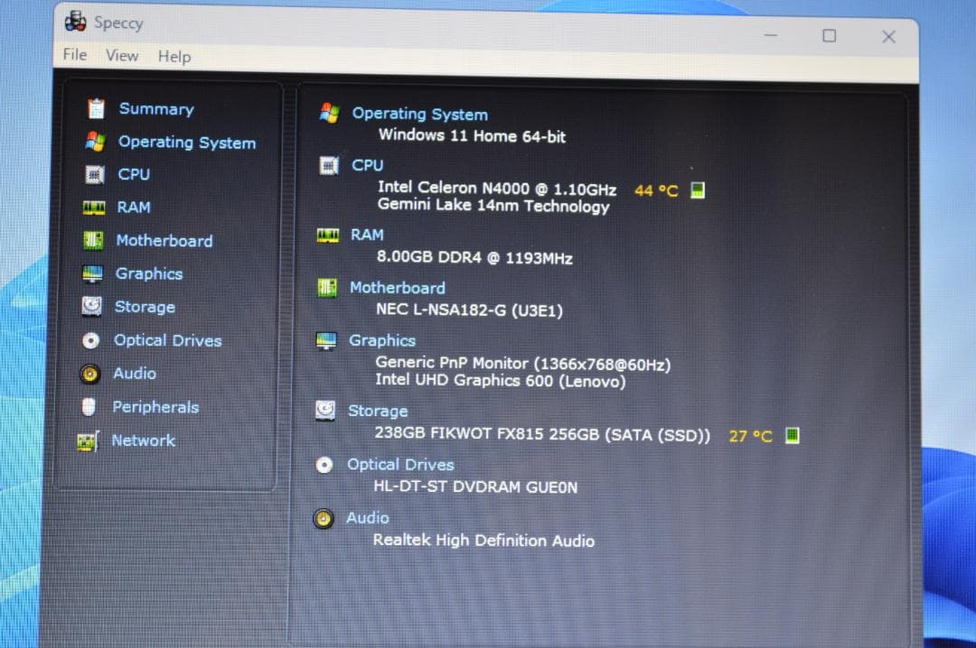ホワイトLAVIE第9世代Celelon/8G/新品SSD256Gバッテリー良好