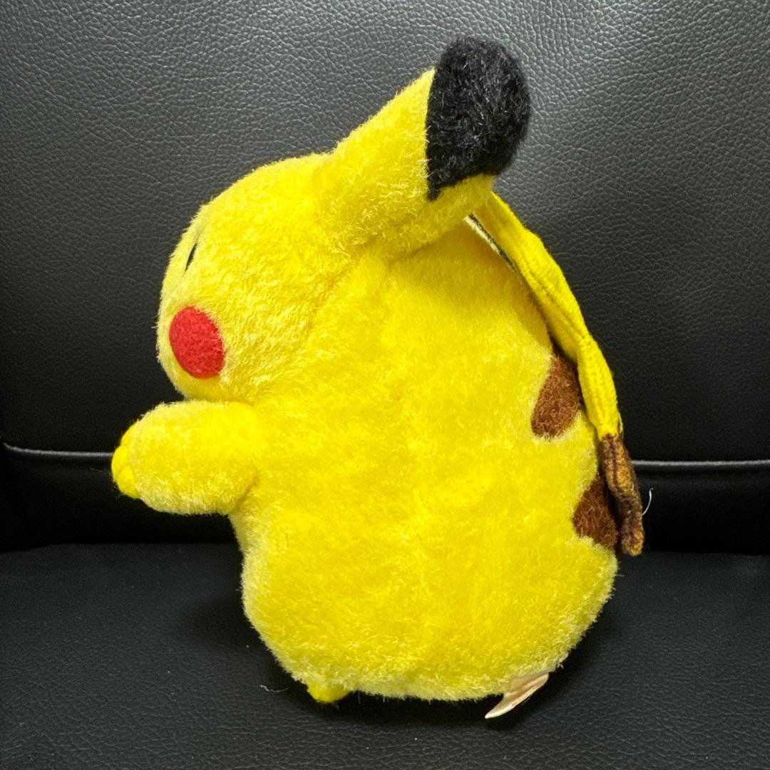 初期ピカチュウ ぬいぐるみ