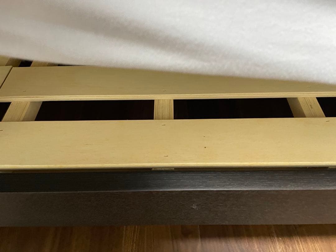 ニトリ　ダブルベッドフレーム　ダークブラウン