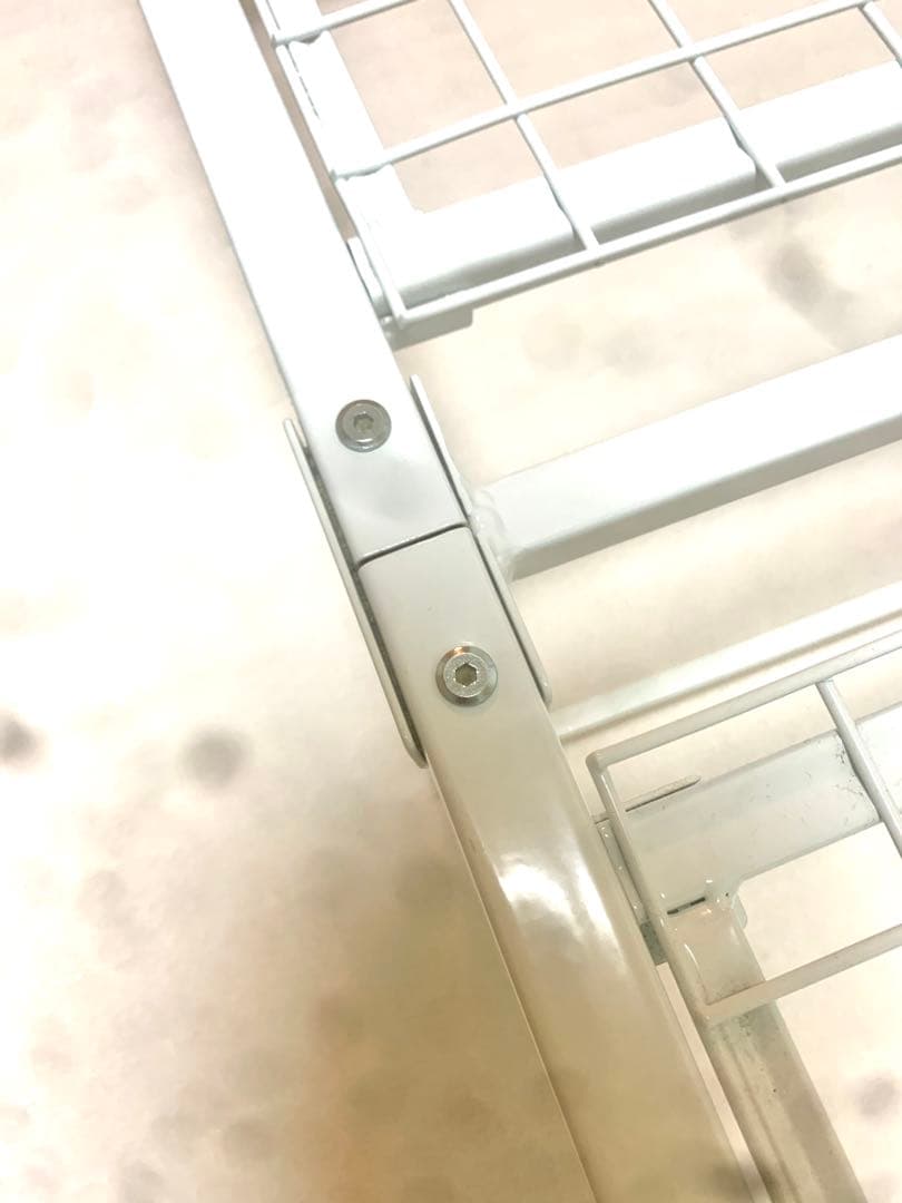 ニトリ シングルベッドフレーム ホワイト メッシュ構造 宮付き