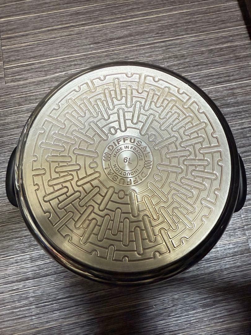 ティファール　圧力鍋 ステンレススチール製 安全ロック機能付き