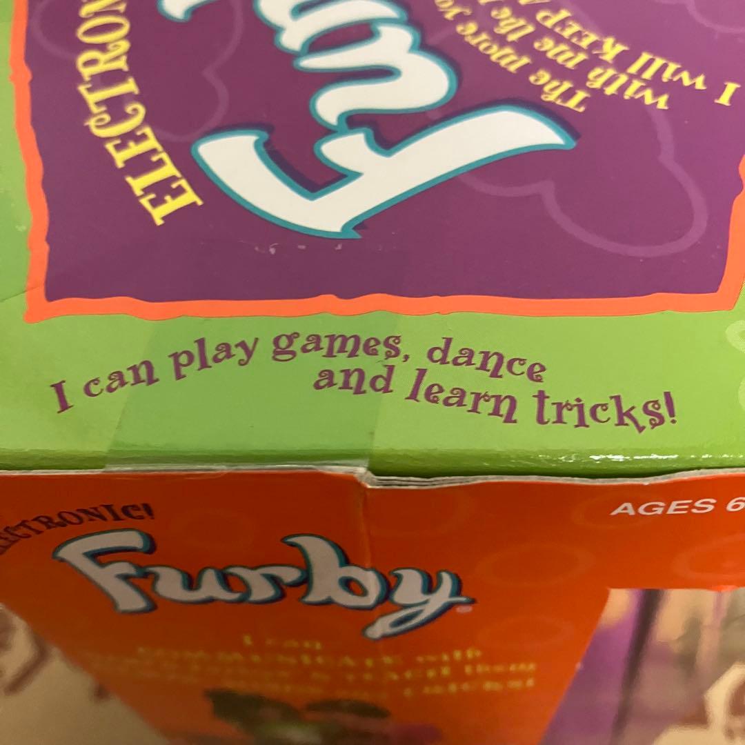 ファービー スペシャルレーシング エディション 72000体限定