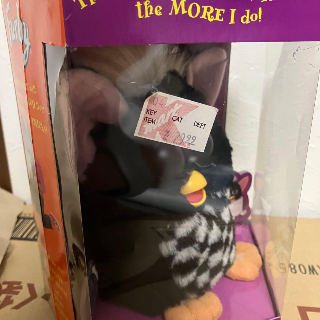 ファービー スペシャルレーシング エディション 72000体限定