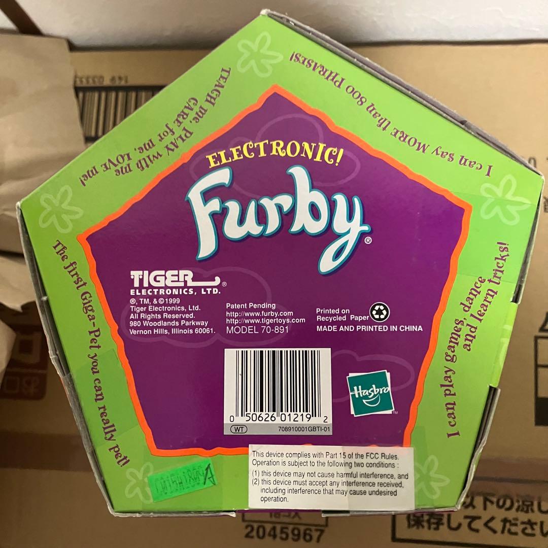 ファービー スペシャルレーシング エディション 72000体限定