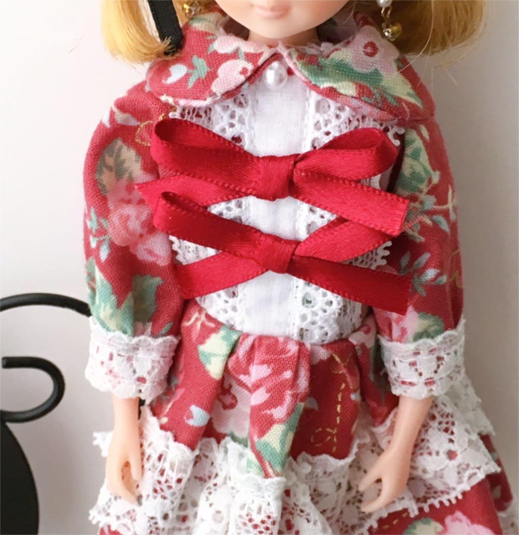 大きな襟のワンピース★ローズレッド★リカちゃんハンドメイド服