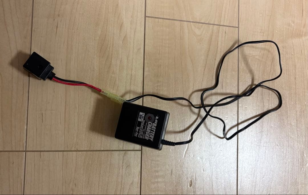 P90EG 電動ガン バッテリー・マガジン付き