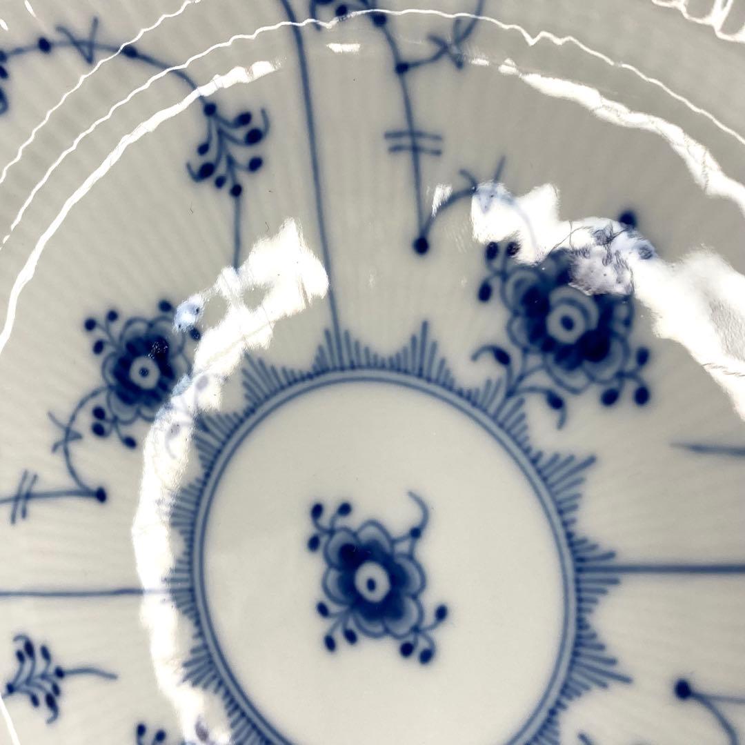 人気✨ロイヤルコペンハーゲン ブルーフルーテッドハーフレース プレート 19cm