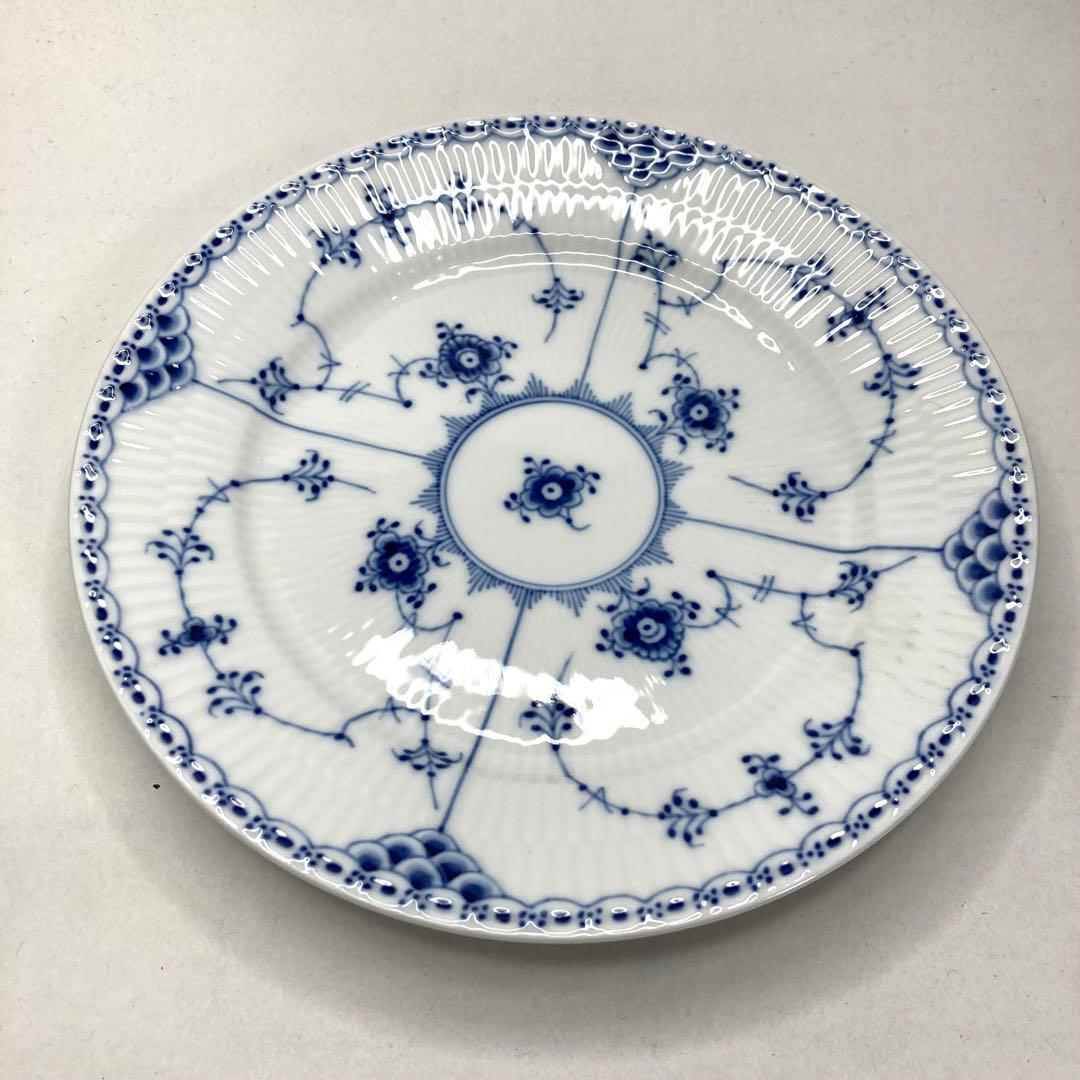 人気✨ロイヤルコペンハーゲン ブルーフルーテッドハーフレース プレート 19cm