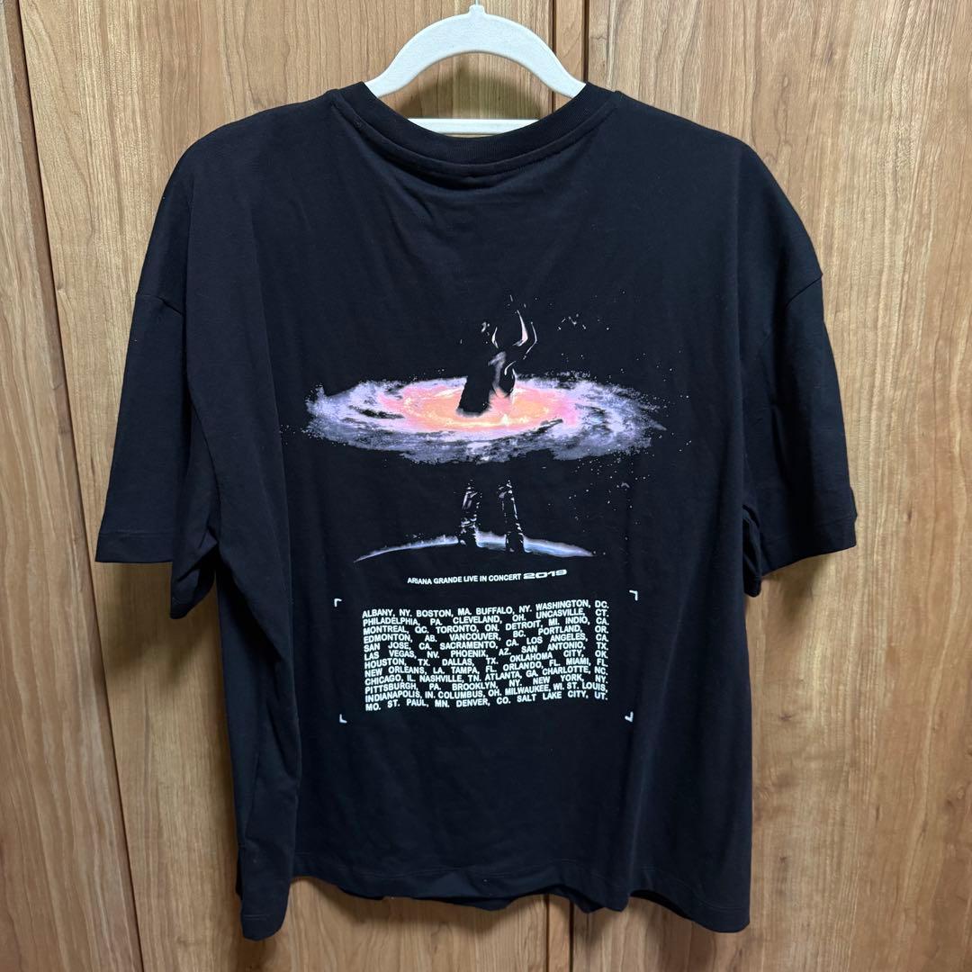 〚新品未使用〛 Ariana Grande パーカー トレーナー Tシャツ