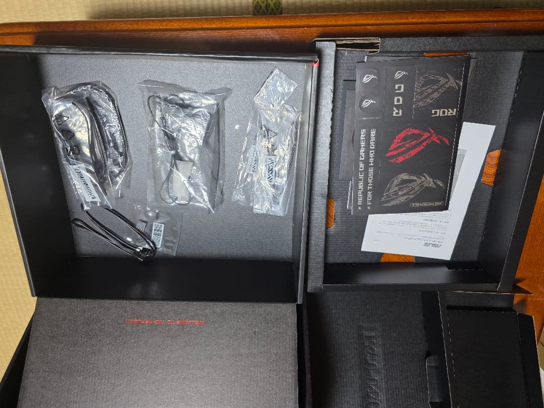 Naka　ASUS ROG CROSSHAIR VIII FORMULA