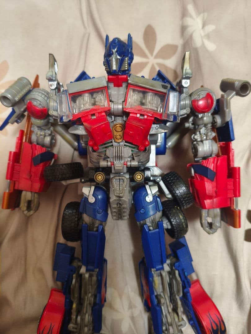 トランスフォーマー オプティマスプライム フィギュア