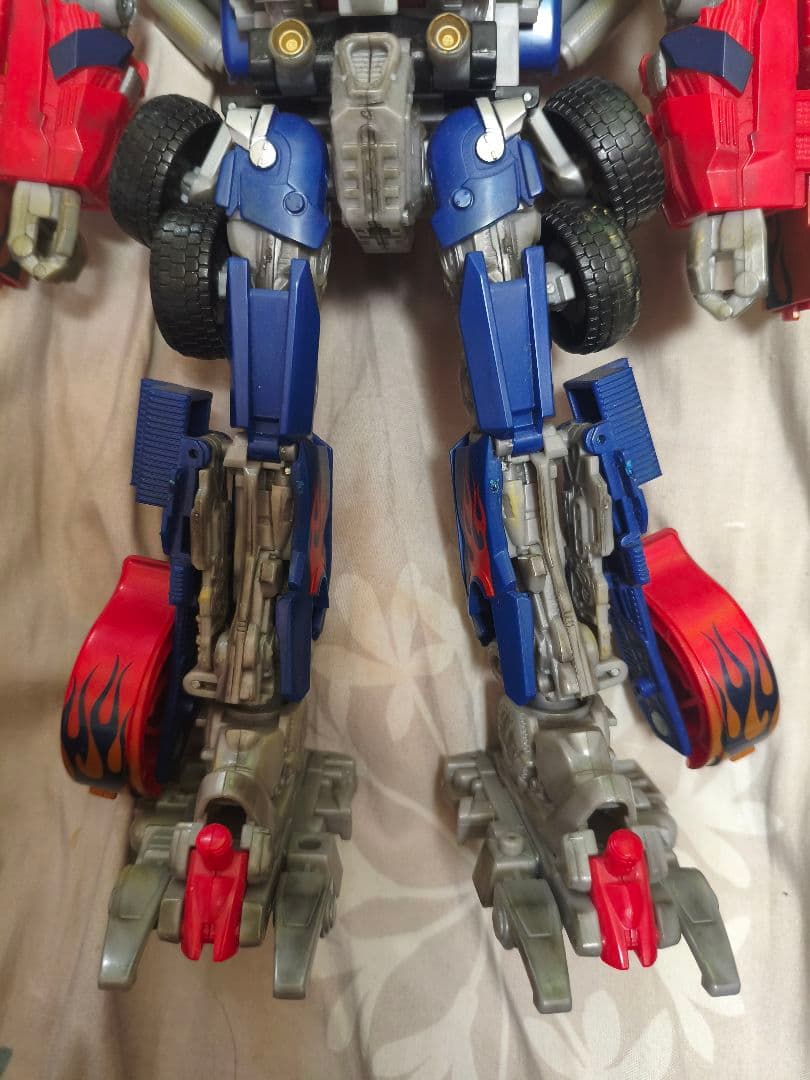 トランスフォーマー オプティマスプライム フィギュア