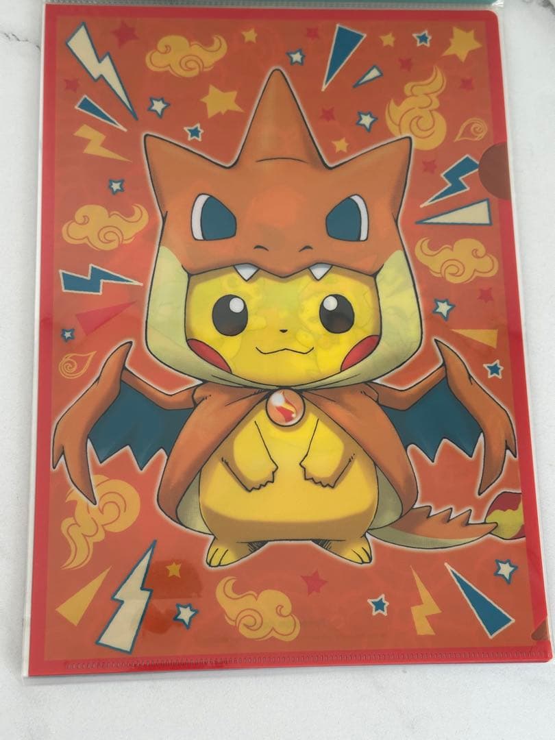 メガポンチヨピカチュウ クリアファイル8枚セット(新品 未開封)