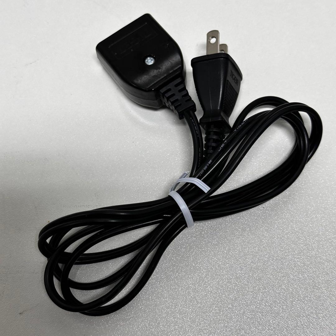 ◯送料込！2025年製 美品TIGER 炊飯器 5.5合炊き JBH-G102