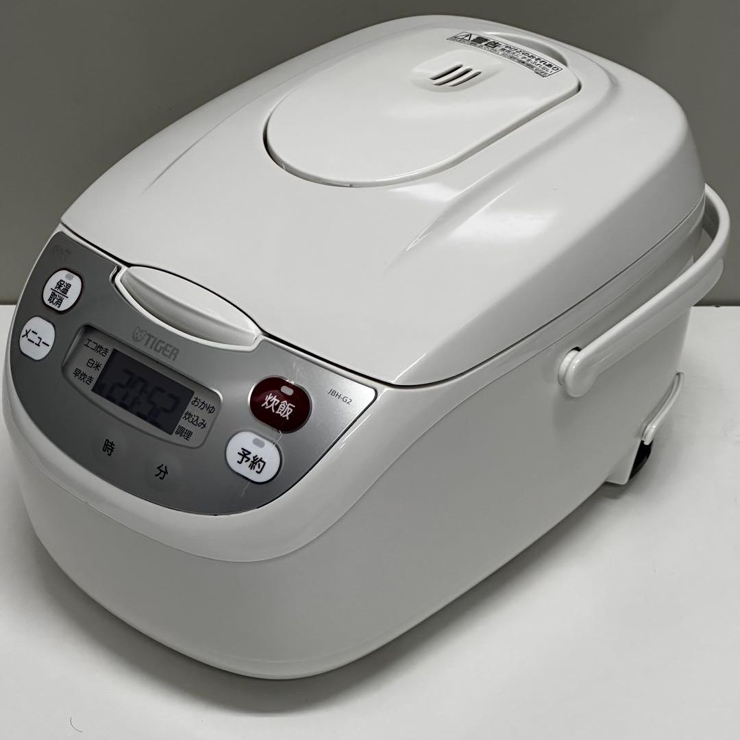 ◯送料込！2025年製 美品TIGER 炊飯器 5.5合炊き JBH-G102