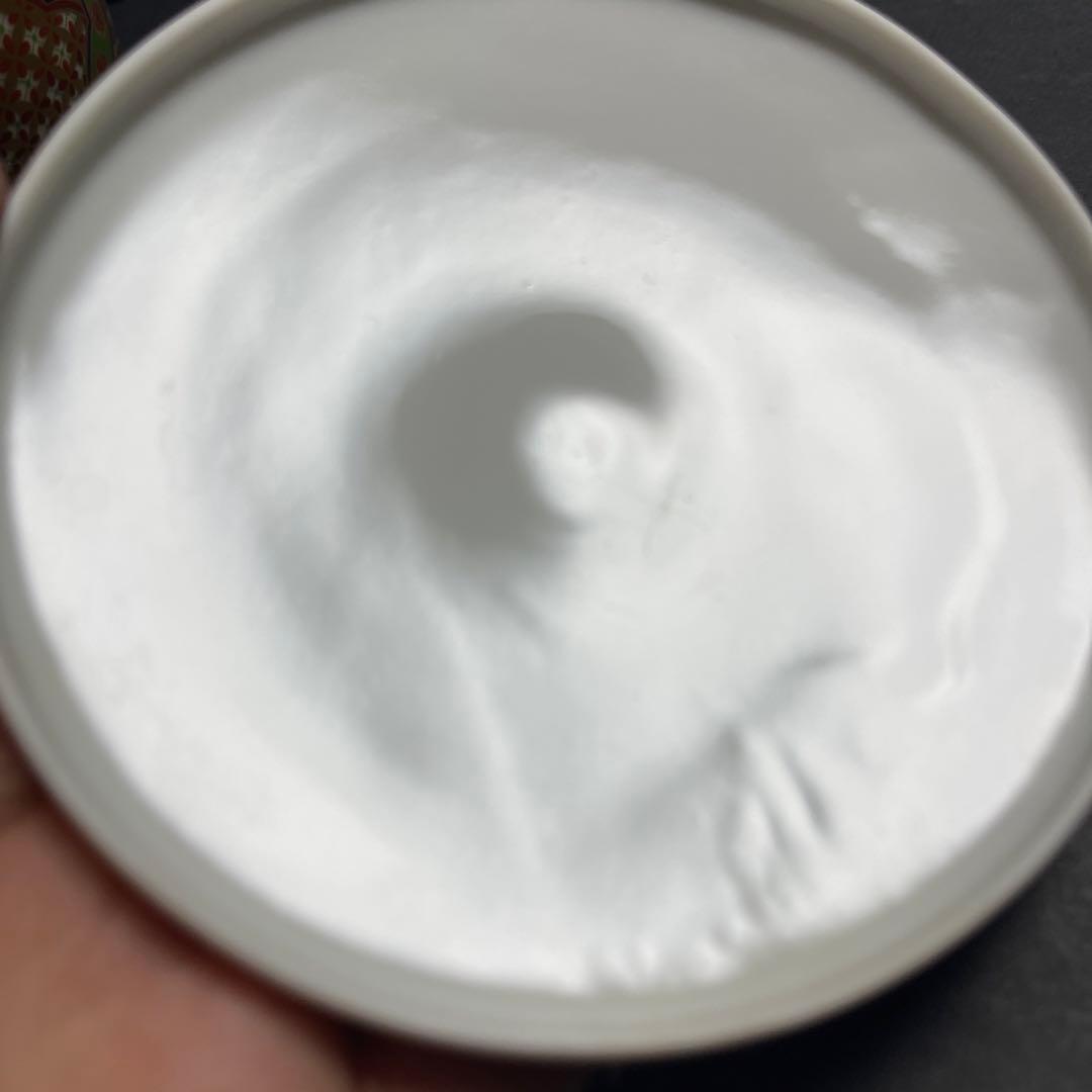 美濃焼　庫山窯　献上手　金彩　蓋付湯呑み５客