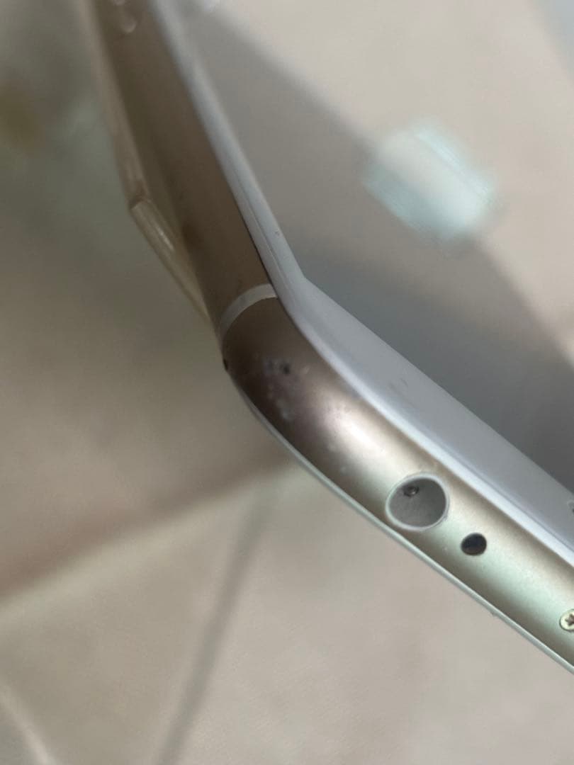 Apple iPhone6s 32GB SIMフリー バッテリー新品交換済み！