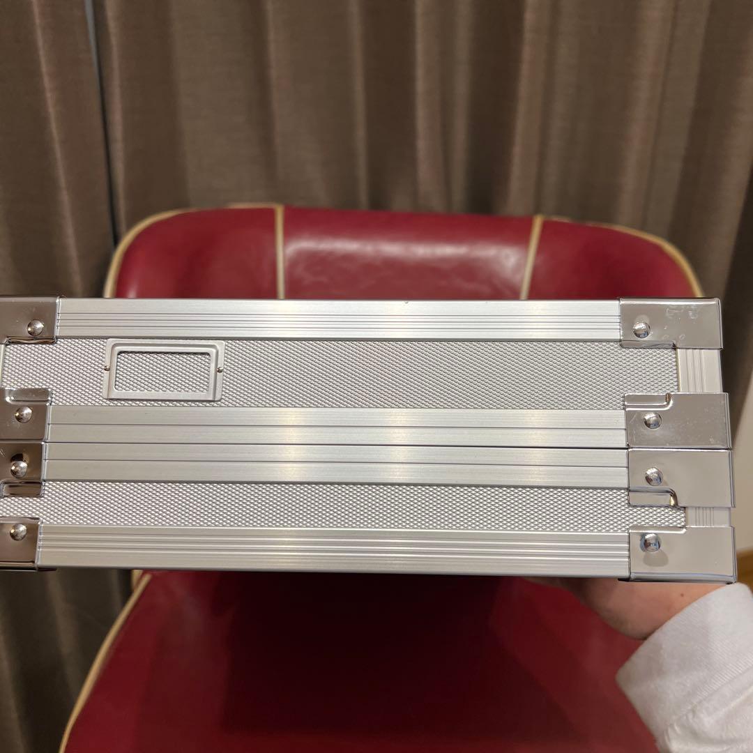 包丁ケース　ナイフケース　ジェラルミン製　10丁入り