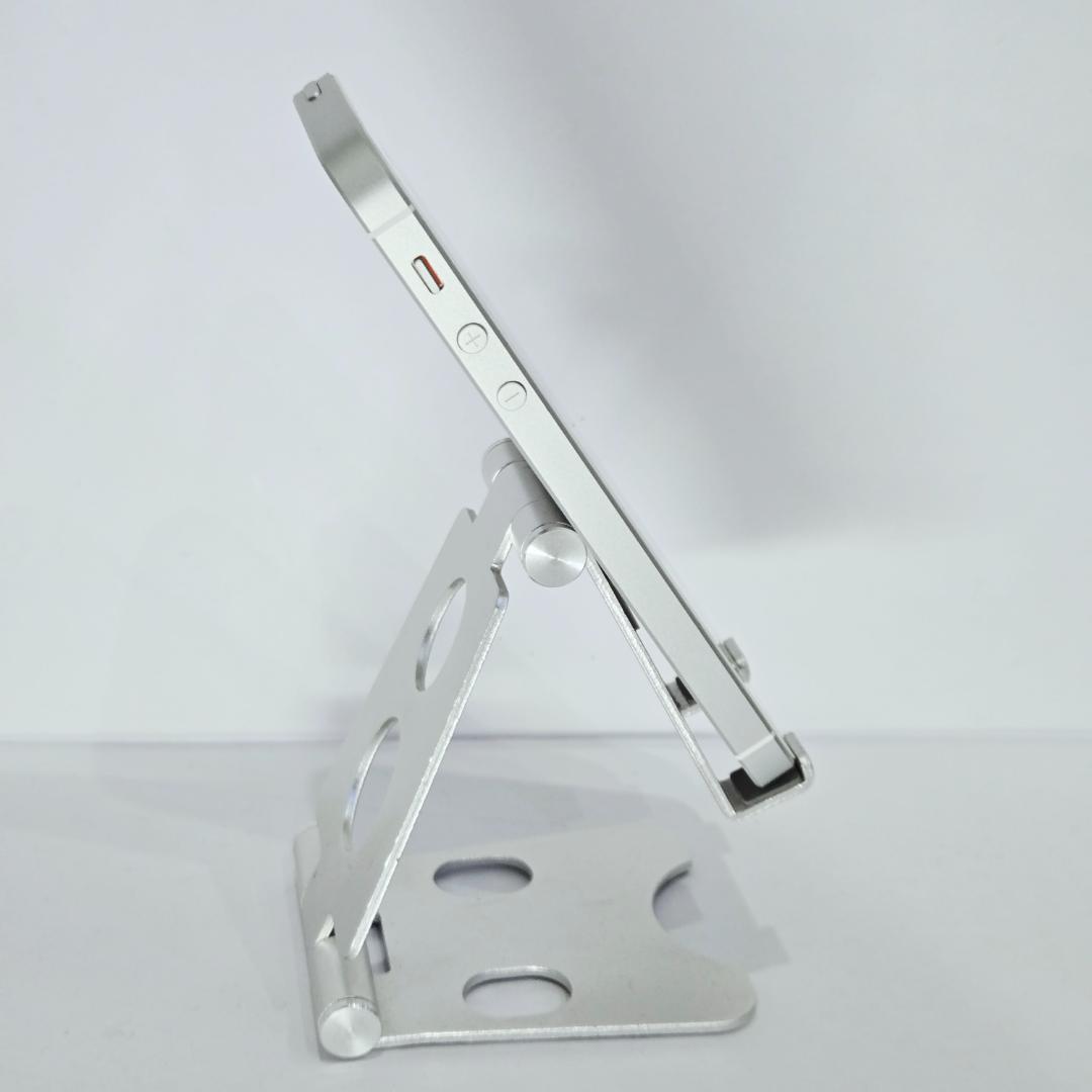 75 iPhone SE シルバー SIMフリー バッテリー91%