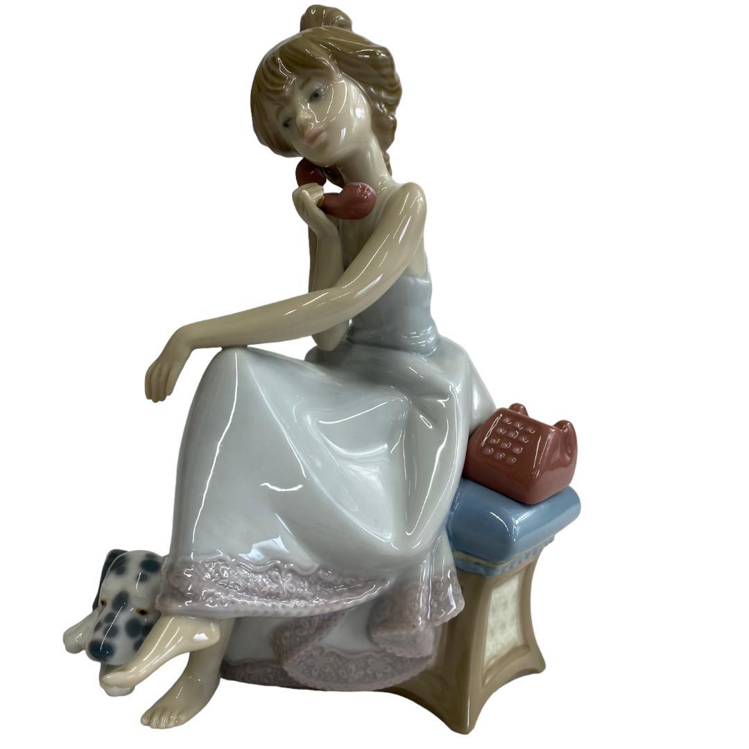yj37 LLADRO リヤドロ No.5466 『大事な電話』 少女 犬 置物