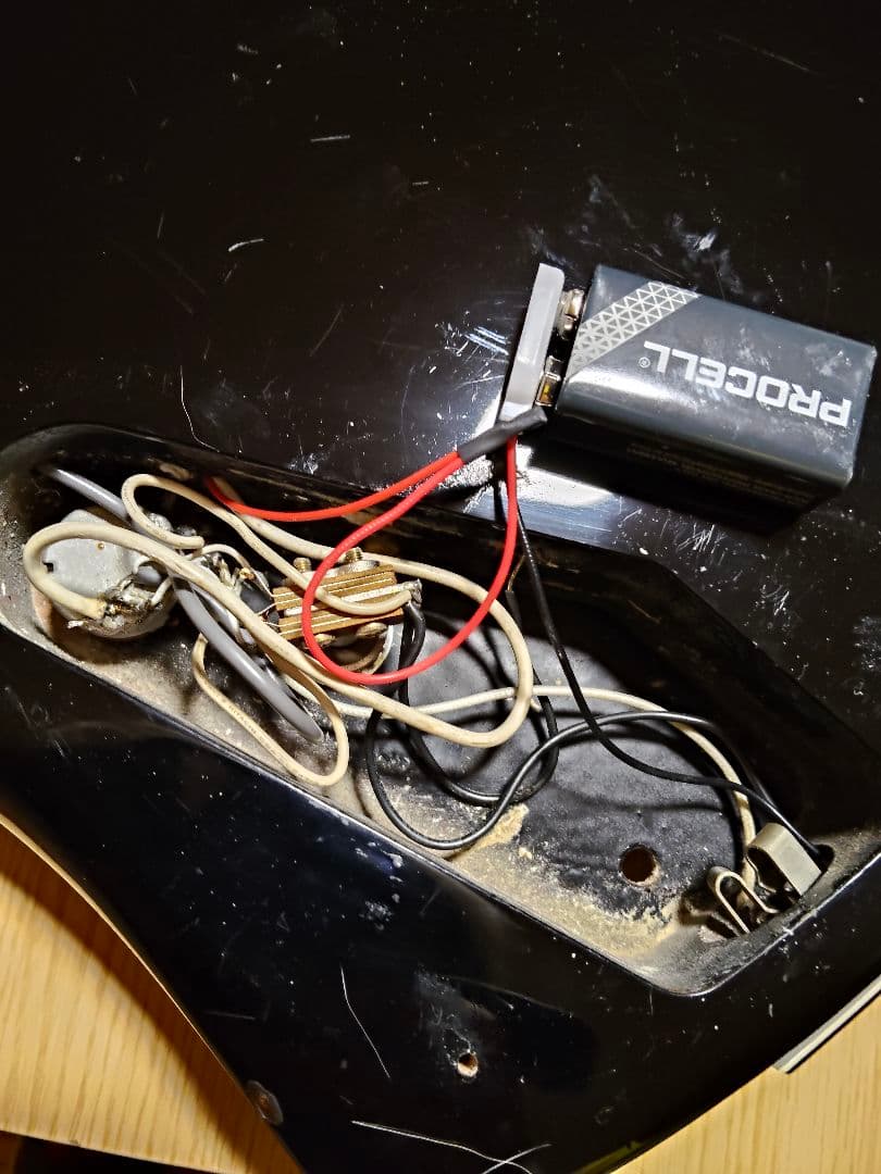 FERNANDES MG-80X EMG81 ダンカンSH-1