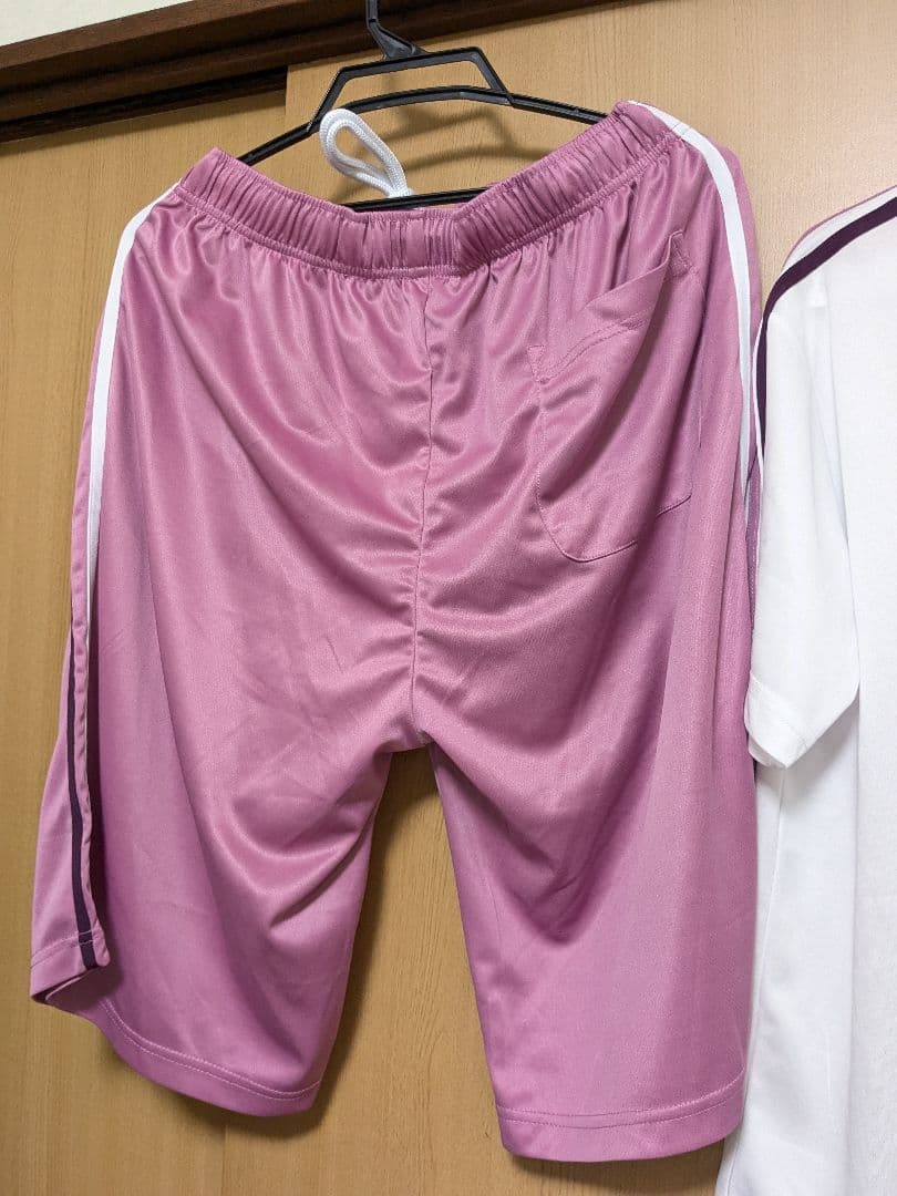 黒子のバスケ 紫原敦　 洛陽高校 ハンガー 半袖　上下 ドンキ 　なりきり