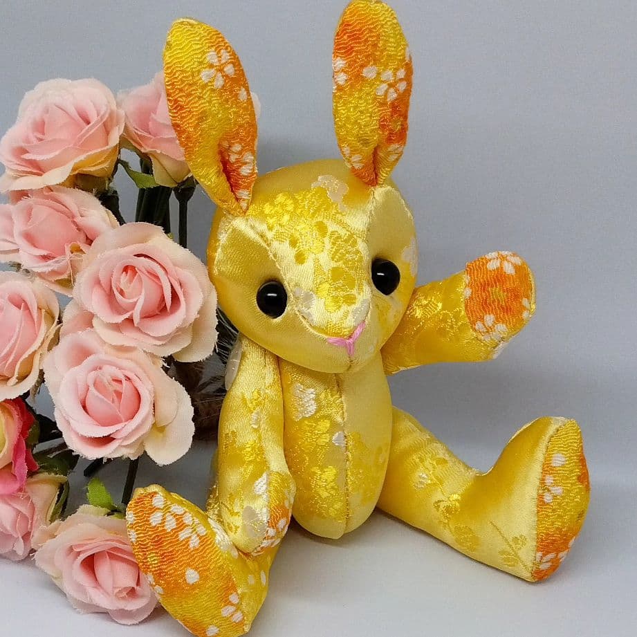 黄金(こがね)ちゃん　立ち耳うさぎ ハンドメイド ぬいぐるみ