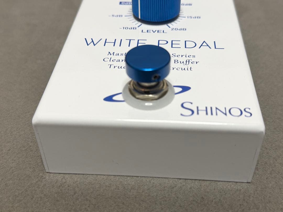 SHINOS WHITE PEDAL ギターエフェクター