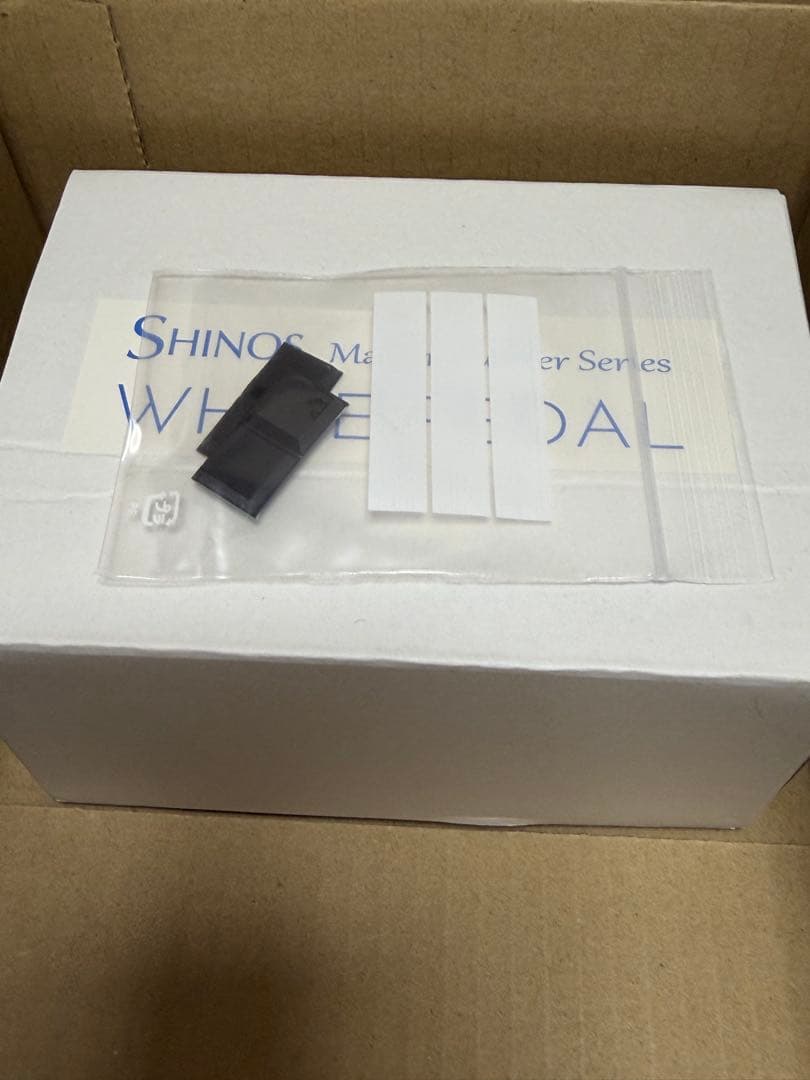 SHINOS WHITE PEDAL ギターエフェクター