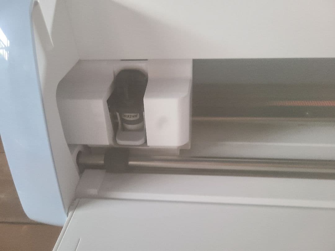 ブラザー(brother)​ 小型カッティングマシンスキャンカットSDX1000